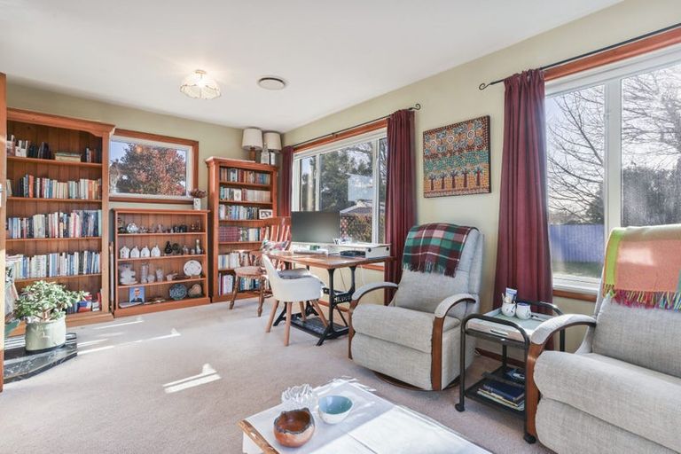 Photo of property in 61 Evesham Crescent, Spreydon, Christchurch, 8024