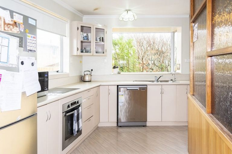 Photo of property in 5 Tay Street, Spotswood, New Plymouth, 4310