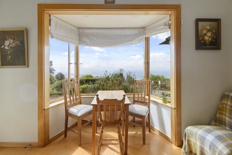 Photo of property in 575 Summit Road, Heathcote Valley, Christchurch, 8081