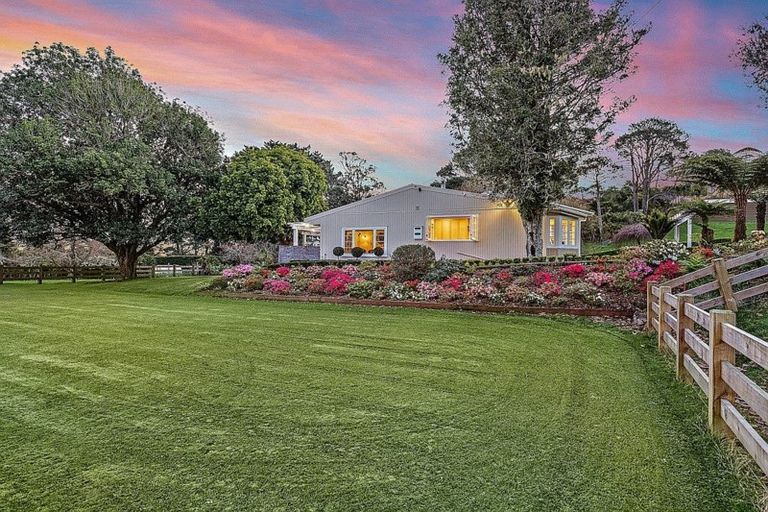 Photo of property in 196 Glenmore Road, Coatesville, Albany, 0793