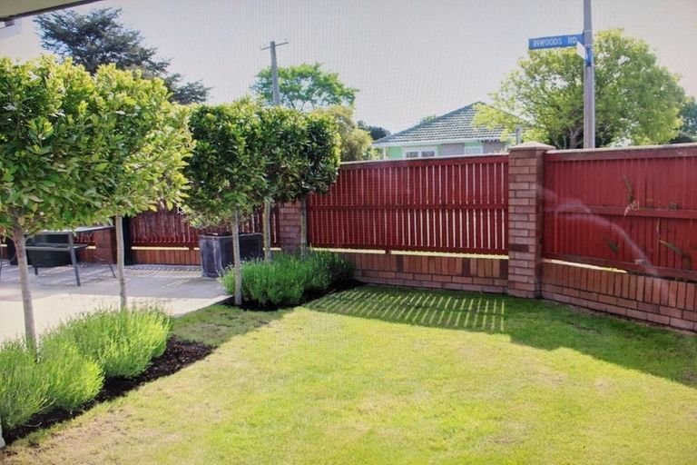 Photo of property in 58 Broadhaven Avenue, Parklands, Christchurch, 8083