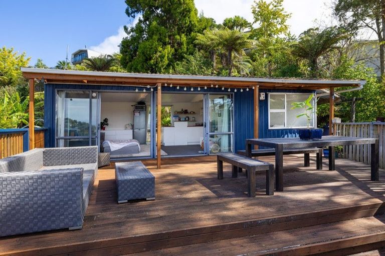 Photo of property in 3 Cambrae Road, Raglan, 3225