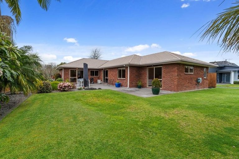 Photo of property in 28 Redhaven Place, Bethlehem, Tauranga, 3110