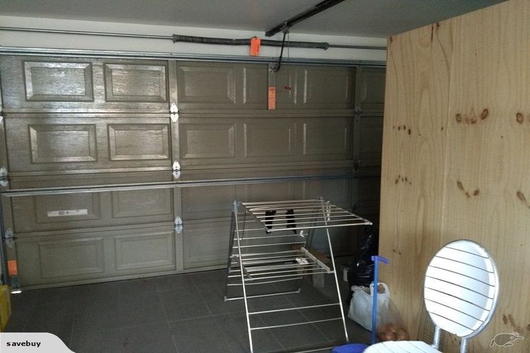 Photo of property in 8a Mcleod Road, Henderson, Auckland, 0612