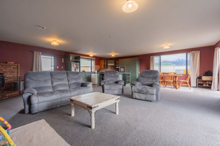 Photo of property in 213 Milford Road, Te Anau, 9600