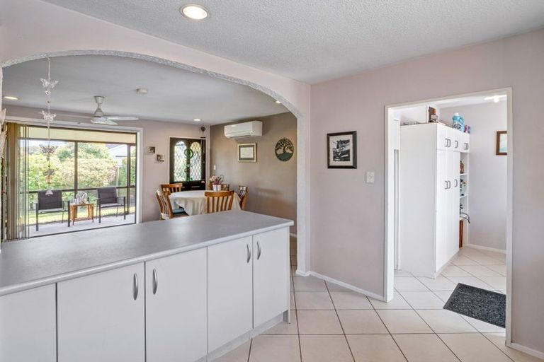 Photo of property in 25 Heaphy Place, Casebrook, Christchurch, 8051