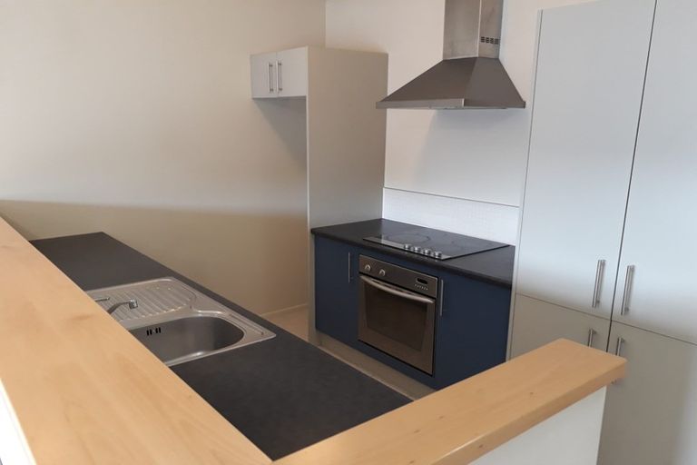 Photo of property in Monterey Apartments, 19/232 Middleton Road, Glenside, Wellington, 6037