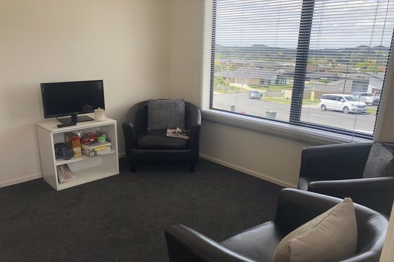 Photo of property in 53 Pebble Beach Boulevard, Te Kamo, Whangarei, 0112