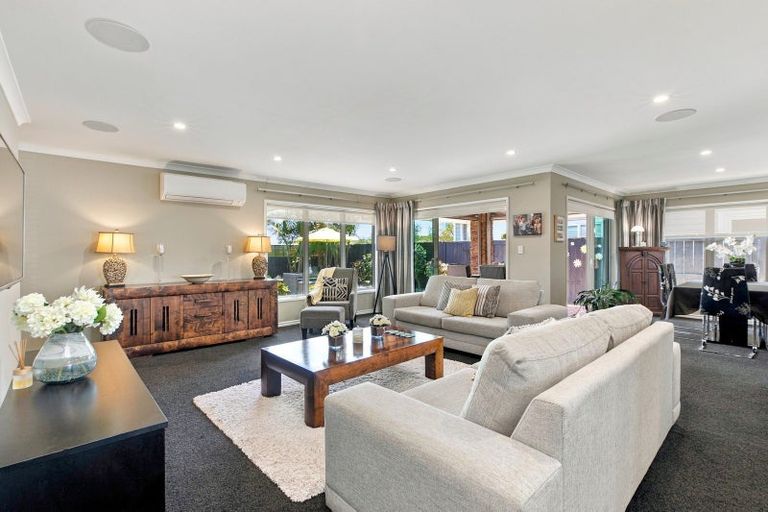 Photo of property in 82 Palm Springs Boulevard, Papamoa Beach, Papamoa, 3118