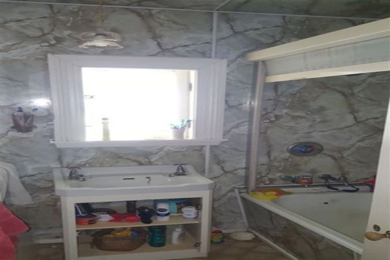 Photo of property in 10 Coronation Street, Waimate, 7924