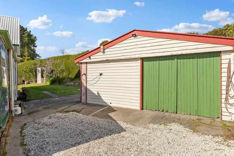 Photo of property in 124 Marine Drive, Diamond Harbour, Lyttelton, 8971
