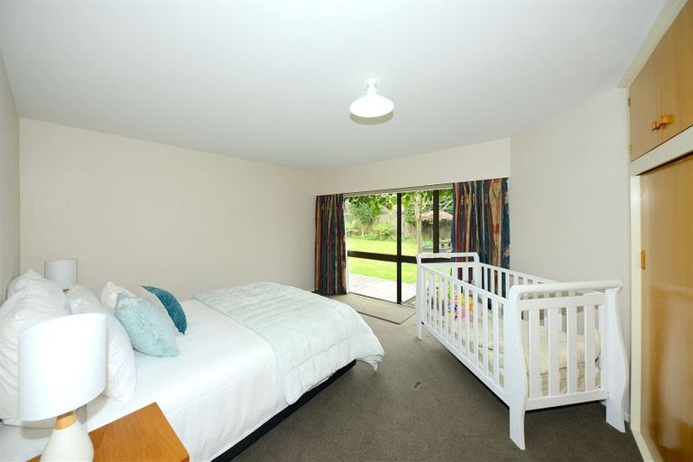 Photo of property in 35 Corfe Street, Ilam, Christchurch, 8041