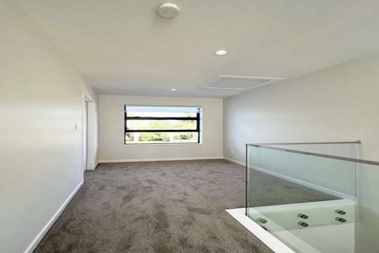 Photo of property in 107c Bond Crescent, Forrest Hill, Auckland, 0620