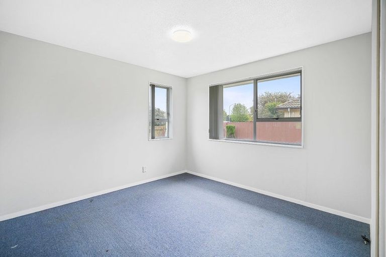 Photo of property in 7 Mckellar Place, Hornby, Christchurch, 8042