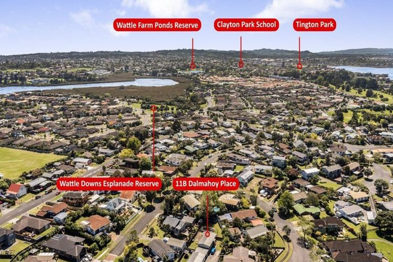 Photo of property in 2/11 Dalmahoy Place, Wattle Downs, Auckland, 2103