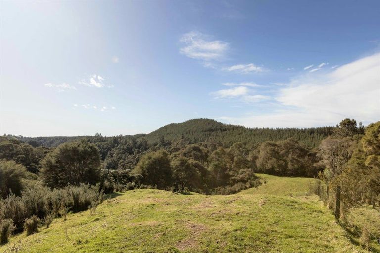 Photo of property in 795 Maungarangi Road, Paengaroa, 3189