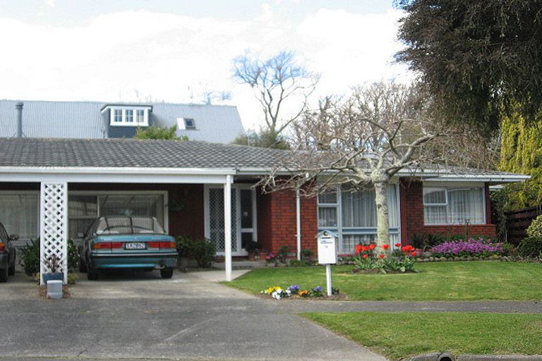 Photo of property in 9 Just Place, West End, Palmerston North, 4410