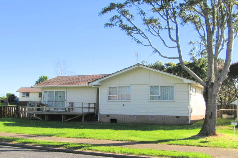 Photo of property in 26 Sandrine Avenue, Clover Park, Auckland, 2019