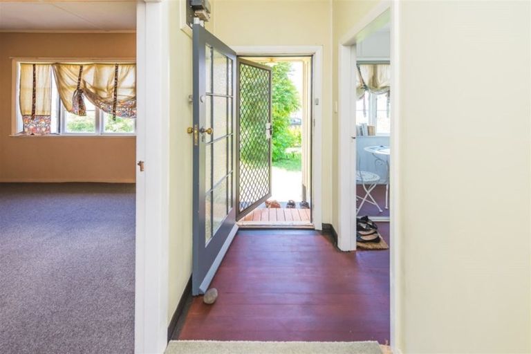 Photo of property in 10 Clapham Place, Whanganui East, Whanganui, 4500
