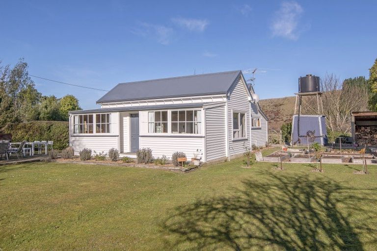 Photo of property in 3139 Coaltrack Road, Coalgate, 7673