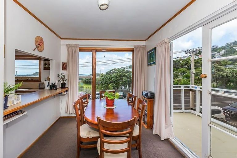 Photo of property in 26 Reef Street, Island Bay, Wellington, 6023