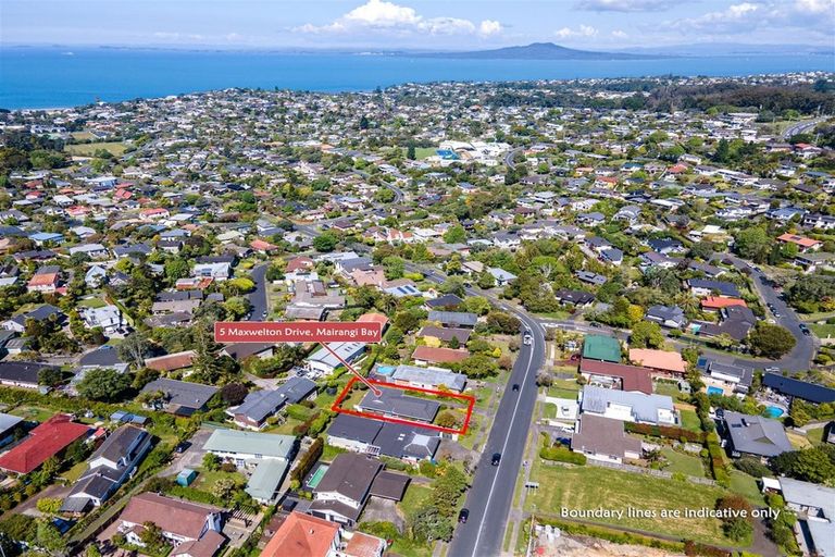 Photo of property in 5 Maxwelton Drive, Mairangi Bay, Auckland, 0630