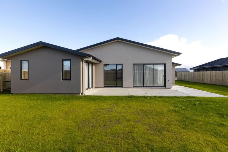Photo of property in 28 Rose Manor Drive, Springlands, Blenheim, 7201