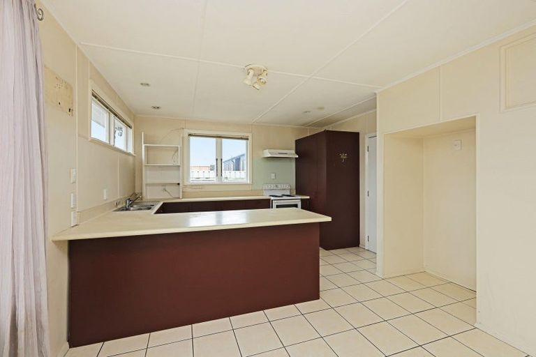 Photo of property in 43 Seddon Crescent, Marewa, Napier, 4110