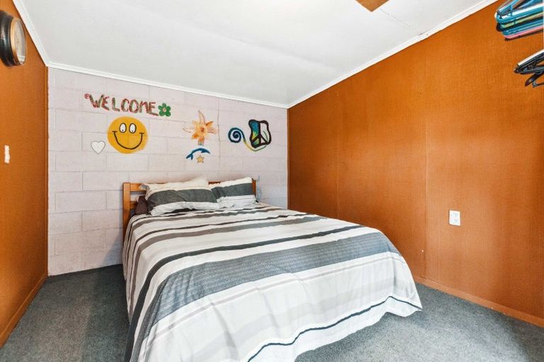 Photo of property in 22 Dunstan Street, Clyde, 9330