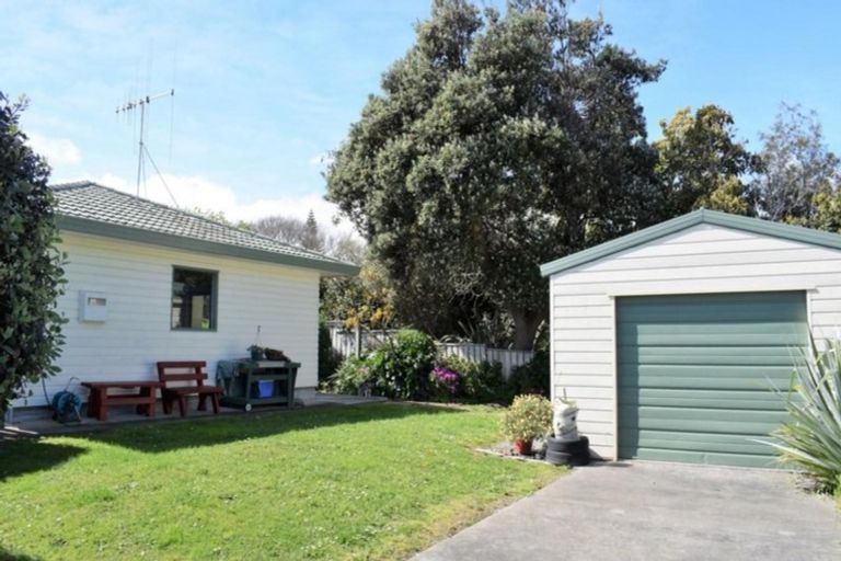 Photo of property in 57b Kirk Street, Otaki, 5512