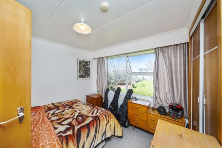 Photo of property in 43 Stafford Street, Waitara, 4320