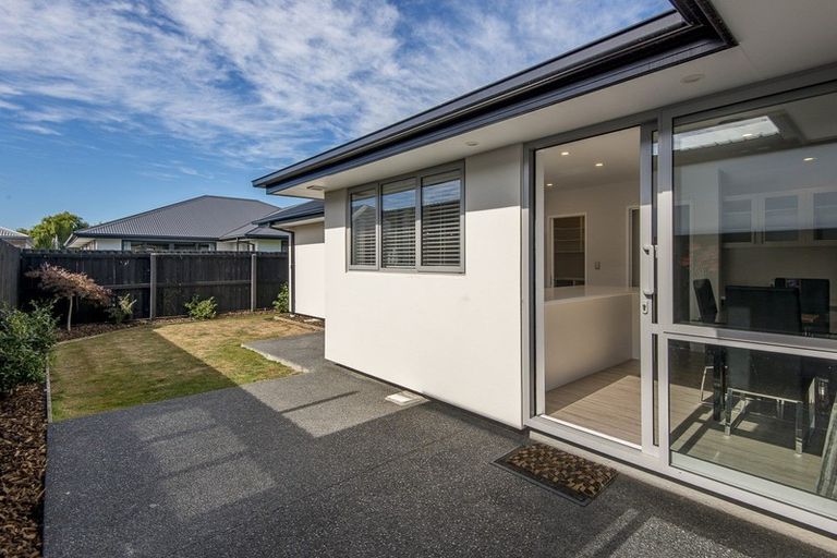 Photo of property in 20 Robert Duncan Road, Belfast, Christchurch, 8051