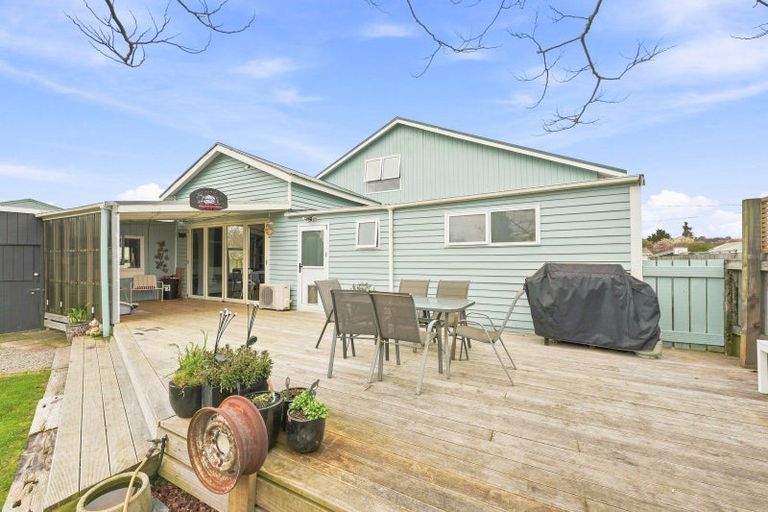 Photo of property in 8 Albert Street, Pahiatua, 4910