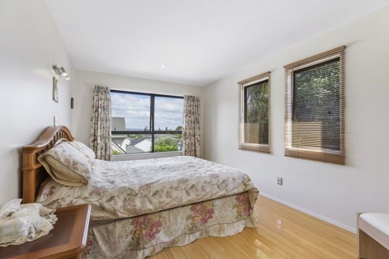 Photo of property in 18a Howe Street, Howick, Auckland, 2014