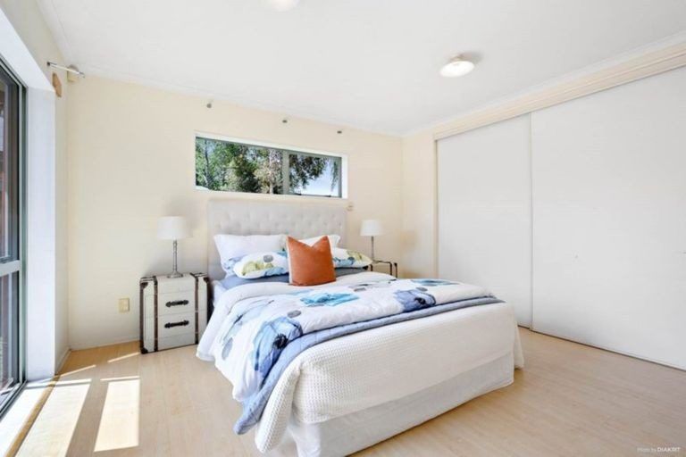 Photo of property in 3 Sheldon Place, Burswood, Auckland, 2013