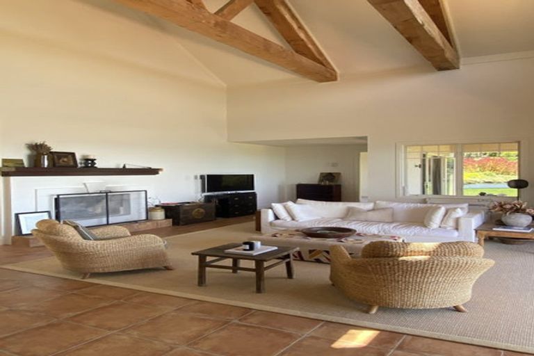 Photo of property in 389 Ocean Beach Road, Ocean Beach, Waimarama, 4294