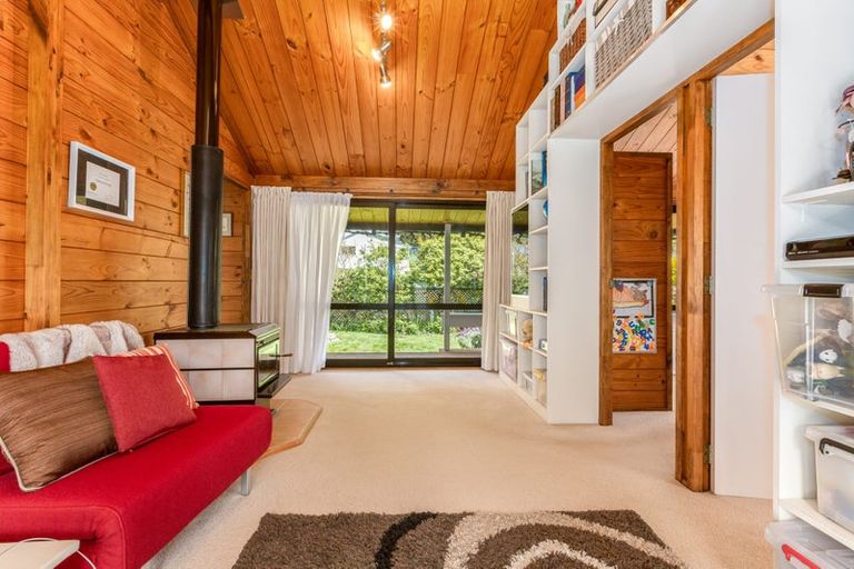 Photo of property in 2 Bosun Terrace, Whitby, Porirua, 5024