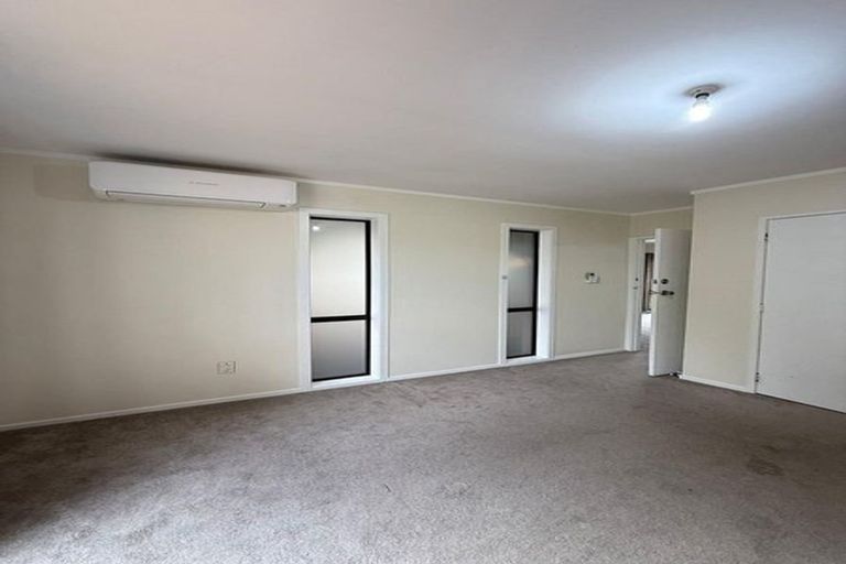 Photo of property in 2/314 Bucklands Road, Bucklands Beach, Auckland, 2012