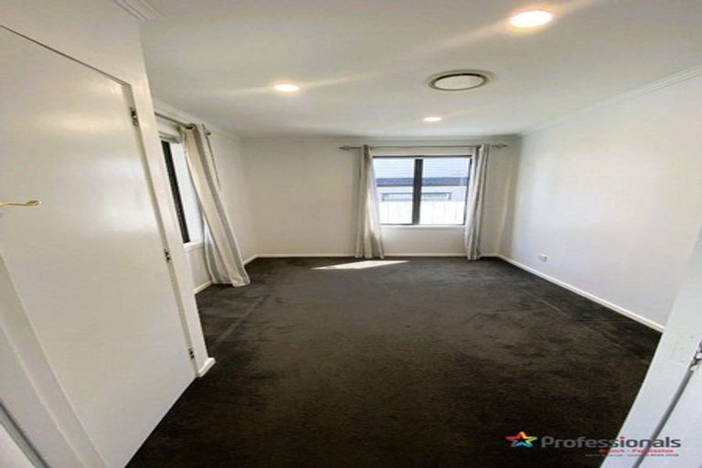Photo of property in 1/10 Avis Avenue, Papatoetoe, Auckland, 2025