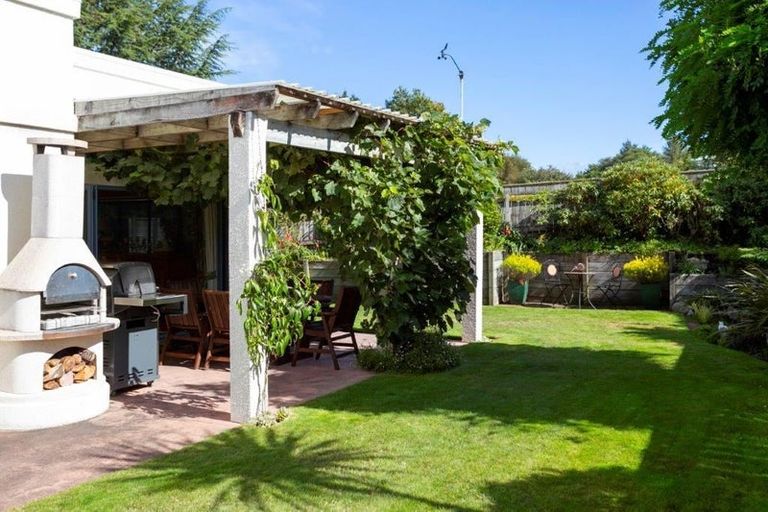 Photo of property in 2/74 Birch Street, Hilltop, Taupo, 3330