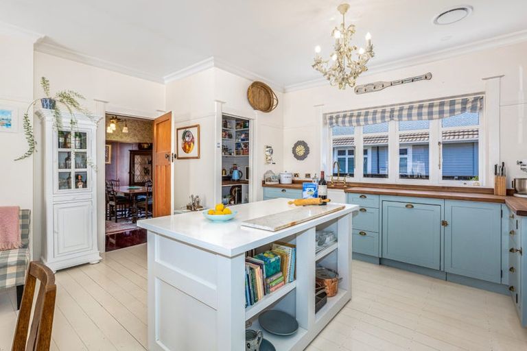 Photo of property in 22 Torridon Road, Miramar, Wellington, 6022