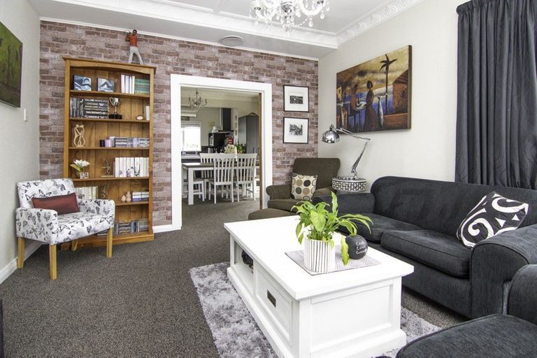 Photo of property in 57 Limbrick Street, Terrace End, Palmerston North, 4410