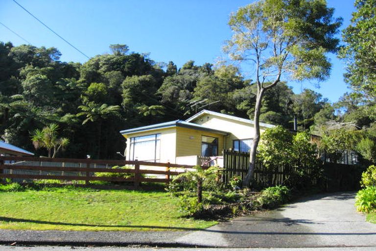 Photo of property in 121 Marsden Road, Greymouth, 7805