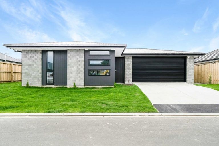 Photo of property in 16 Silverstone Loop, Rolleston, 7615