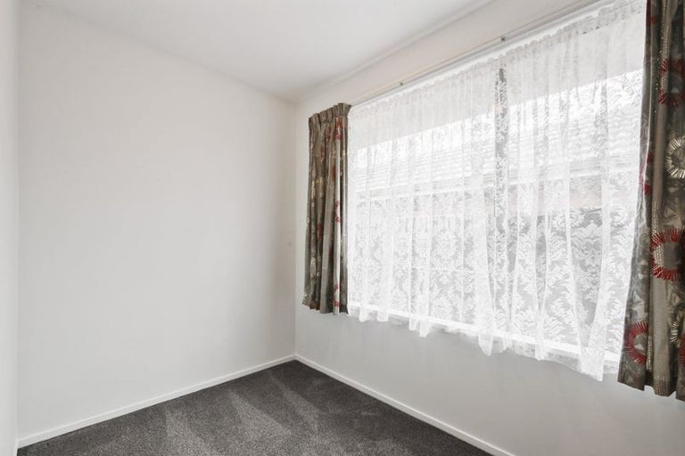 Photo of property in 2/181 Wairakei Road, Bryndwr, Christchurch, 8053