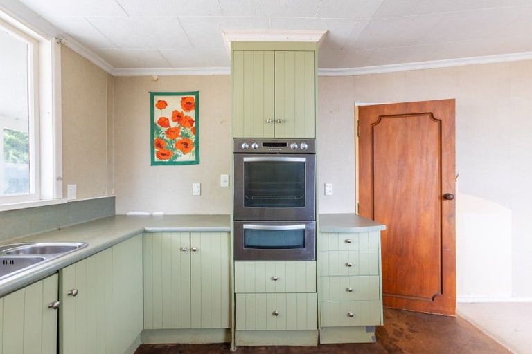 Photo of property in 73 Mclean Street, Woodville, 4920