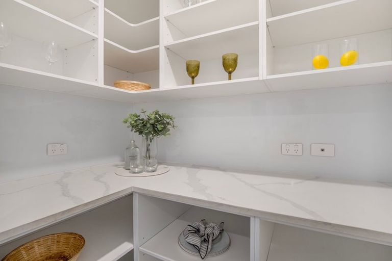 Photo of property in 32 Waireka Road, Rototuna North, Hamilton, 3210