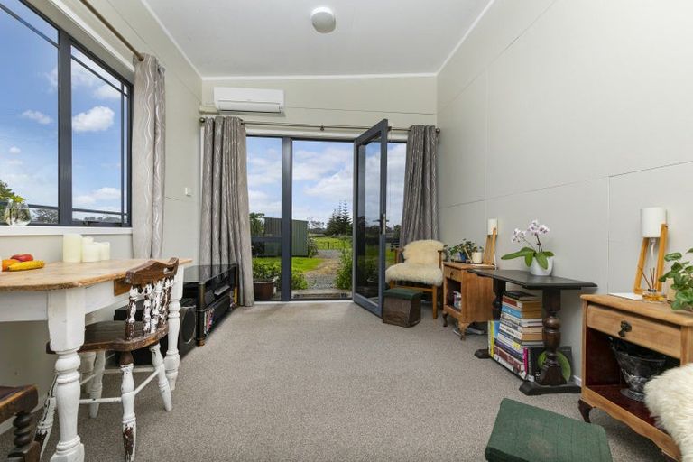 Photo of property in 512 Oaia Road, Muriwai, 0881