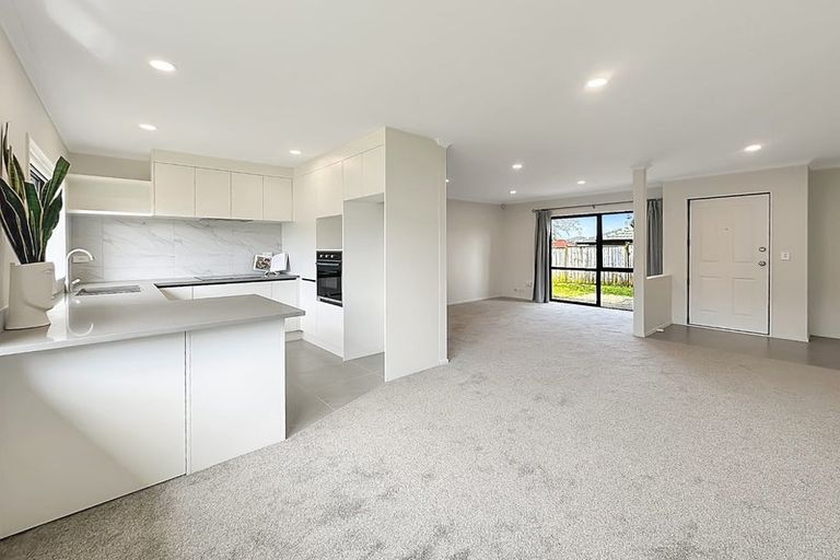 Photo of property in 43 Foxlaw Street, Randwick Park, Auckland, 2105