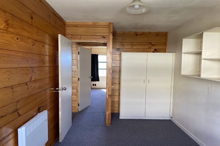 Photo of property in Te Awhina Apartments, 28/22 Sussex Street, Mount Cook, Wellington, 6021
